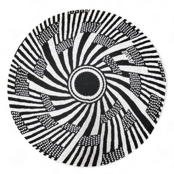 Geometric Hardwire Bowl in black and white