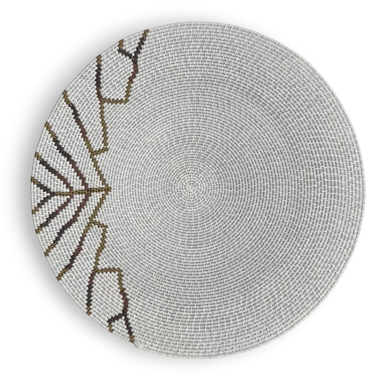 Classic hardwire bowl in by master-crafter Busisiwe Mayise