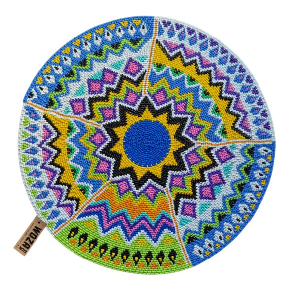 Flat hardwire platter woven by Tholakele Dlamini