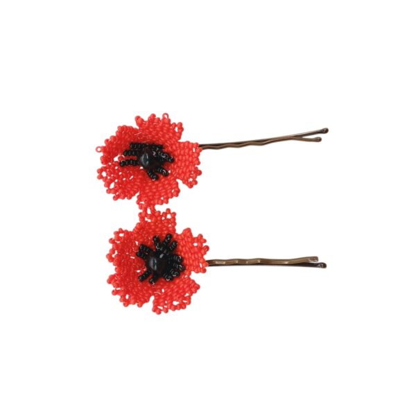 Nonhlanhlas-Poppy-beaded-Hairclips-