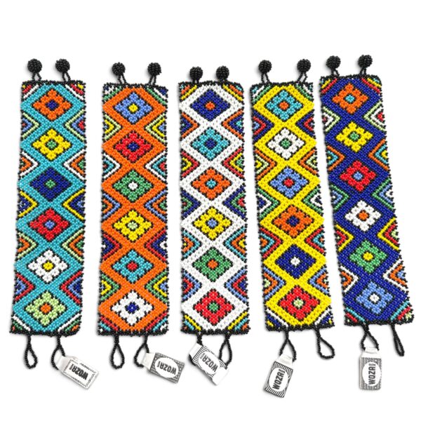 B006-1 Zulu wide bange assorted colours 4,5cm wide x 17cm 25 grams Zulu-wide-bange-assorted-colours