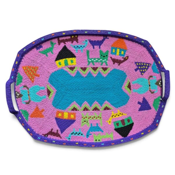 Hardwire decorative tray by Thembelihle Mthembu.
